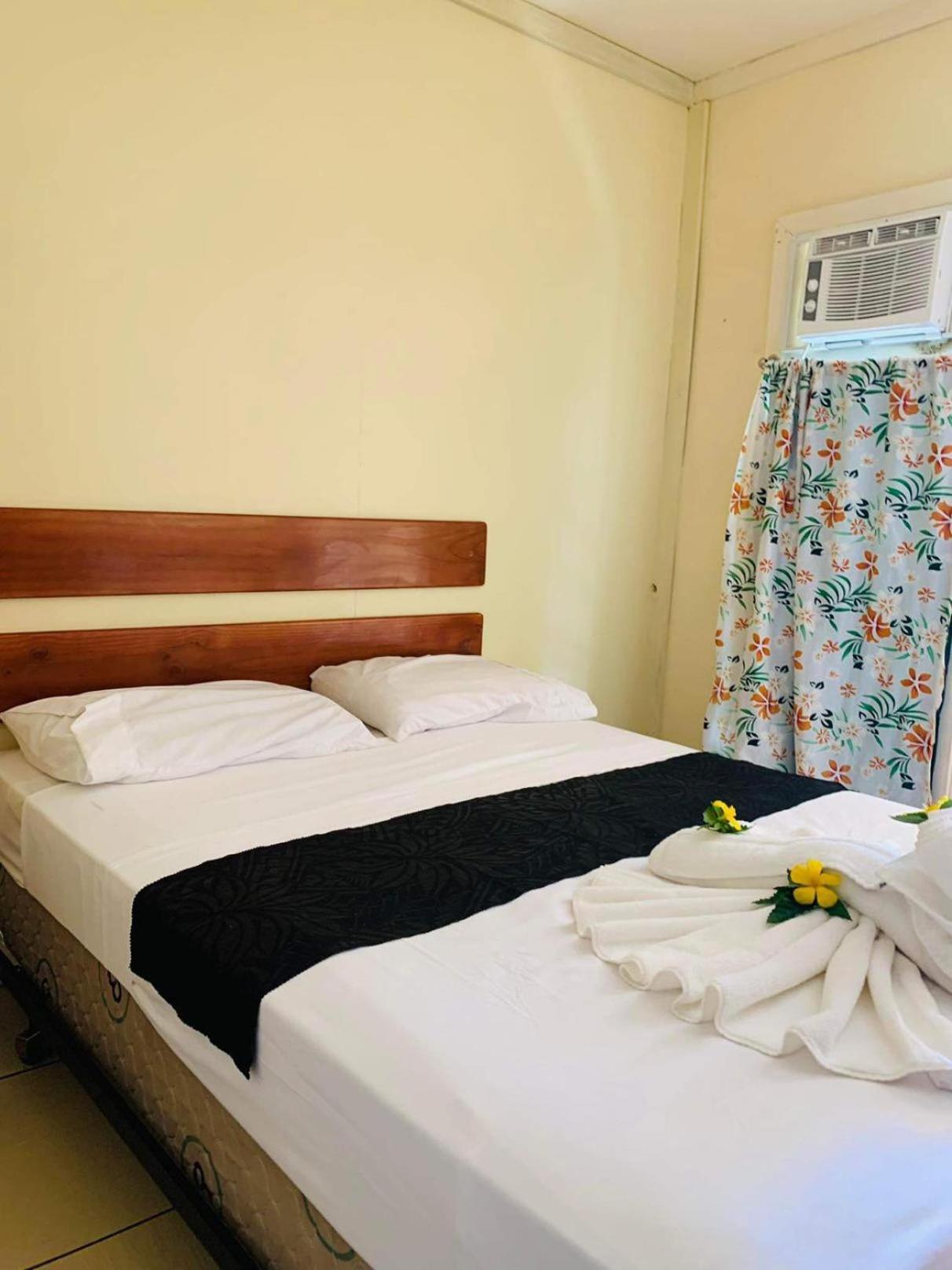 Transit Motel Mulifanua Bagian luar foto