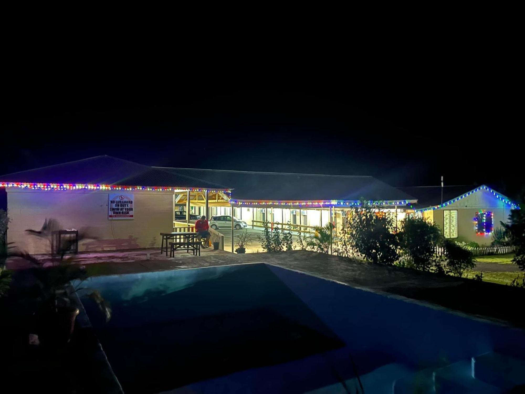 Transit Motel Mulifanua Bagian luar foto
