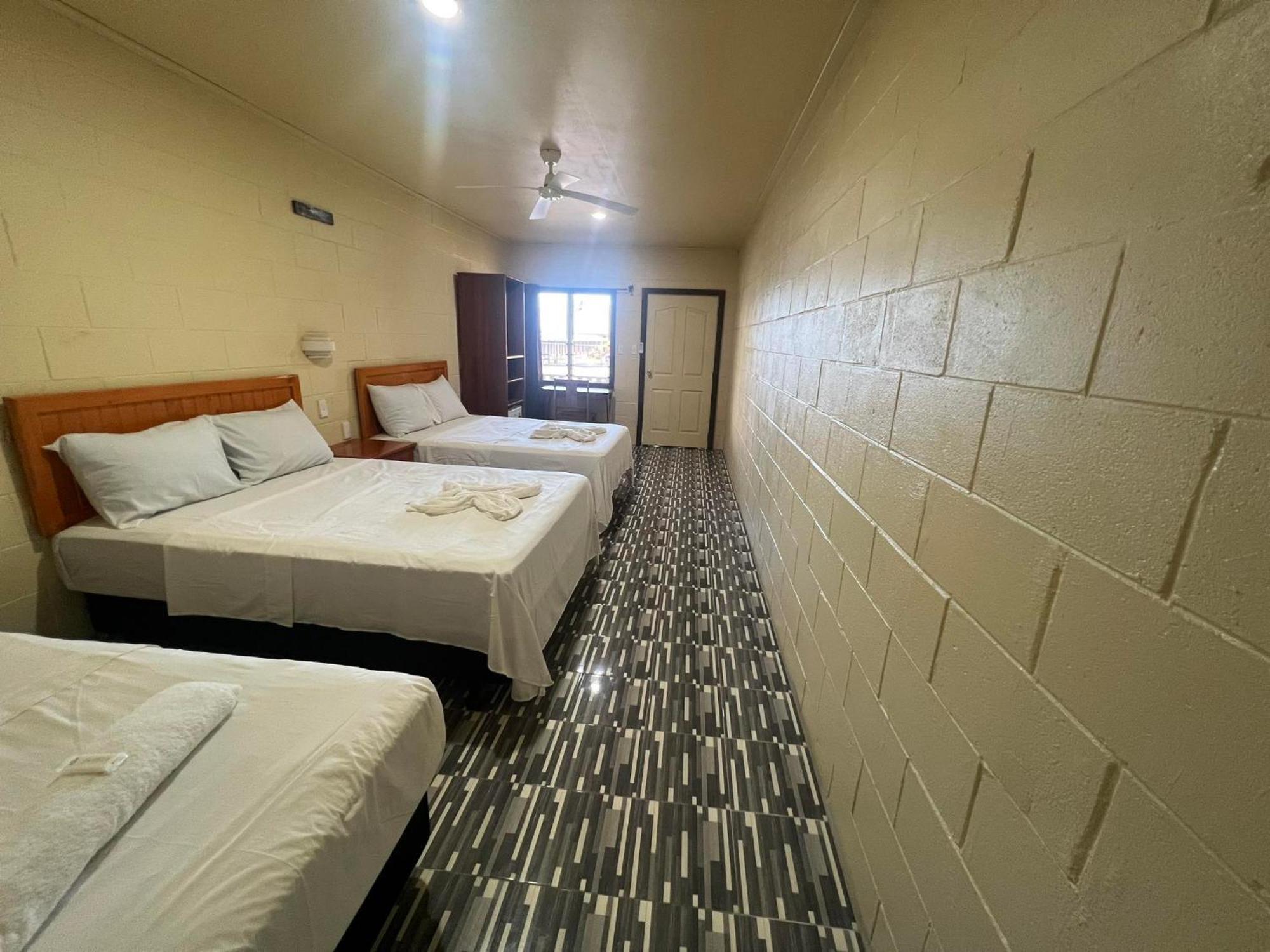 Transit Motel Mulifanua Bagian luar foto