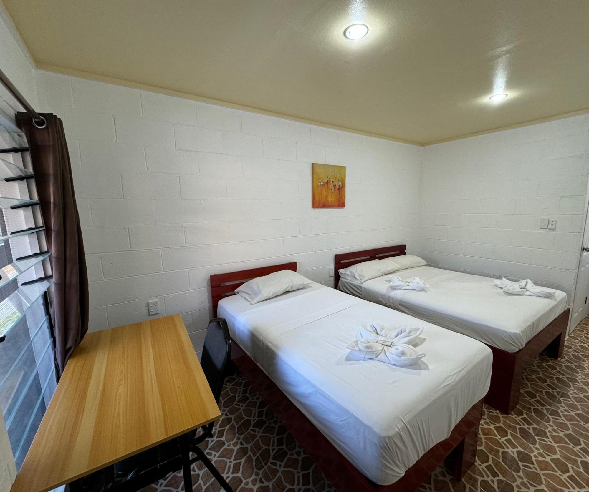 Transit Motel Mulifanua Bagian luar foto