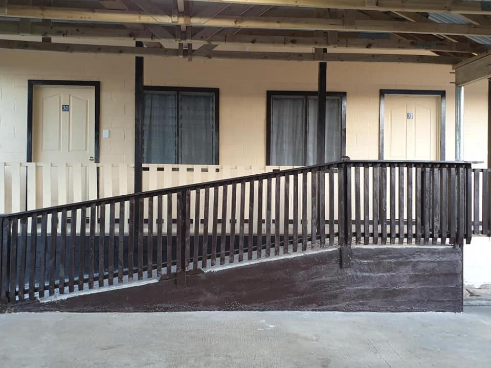 Transit Motel Mulifanua Bagian luar foto